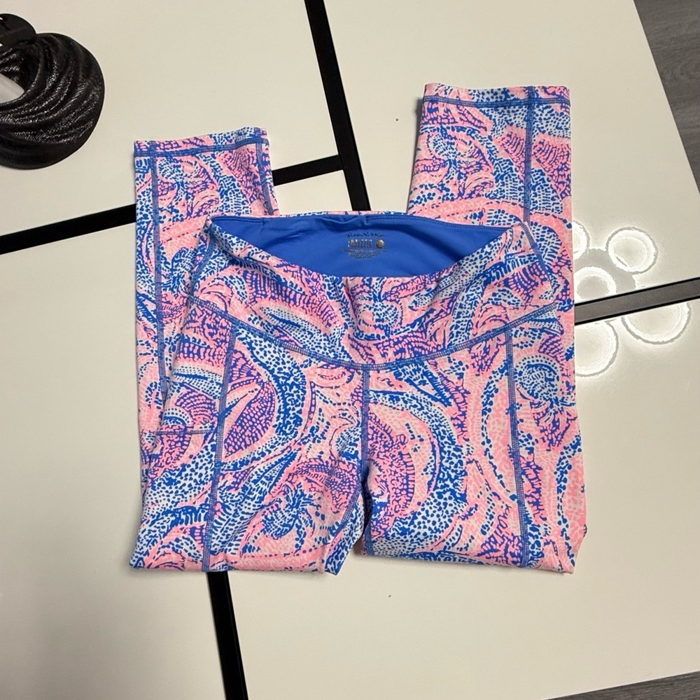 Lilly Pulitzer | UPF 50+ Luxletic 21" Weekender High Rise Crop Legging